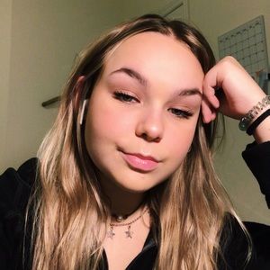 Meet your Posher, Paisley